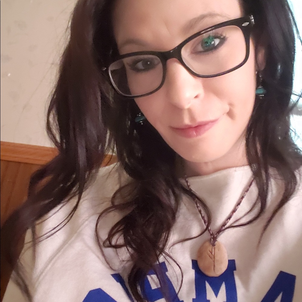 Meet your Posher, Tina